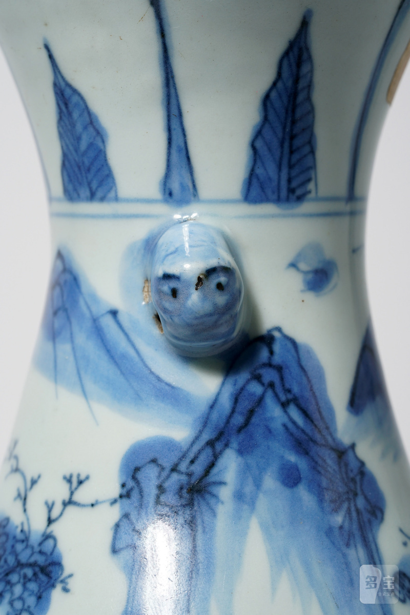 明万历 青花山水人物铺首瓶 - 图15